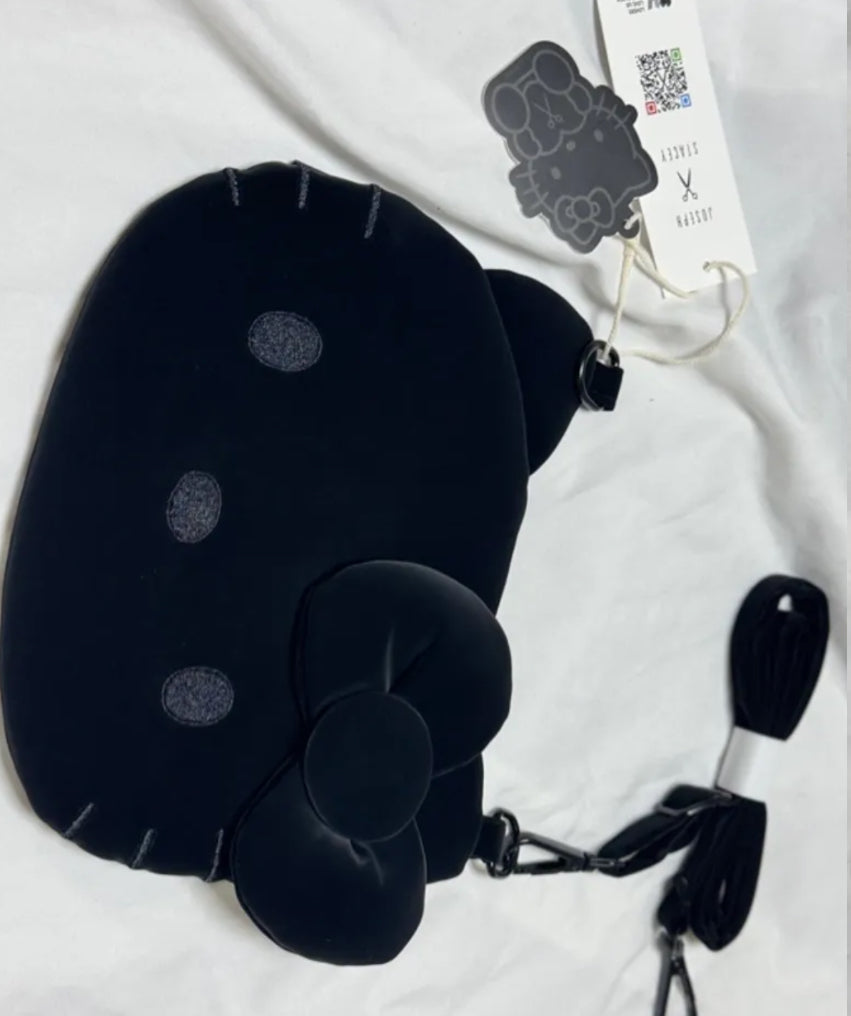 【限定数量】 Joseph&Stacey Haze Mini Cross Hello Kitty Black Haze Mini Cross Hello Kitty Black | JOSEPH AND STACEY