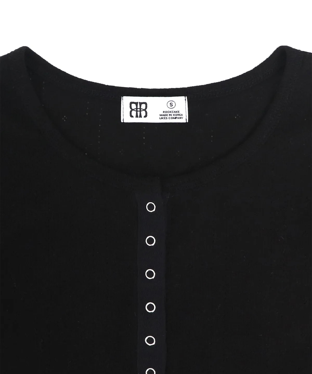 [ Pre-order ] Rockcake Punching Button Top