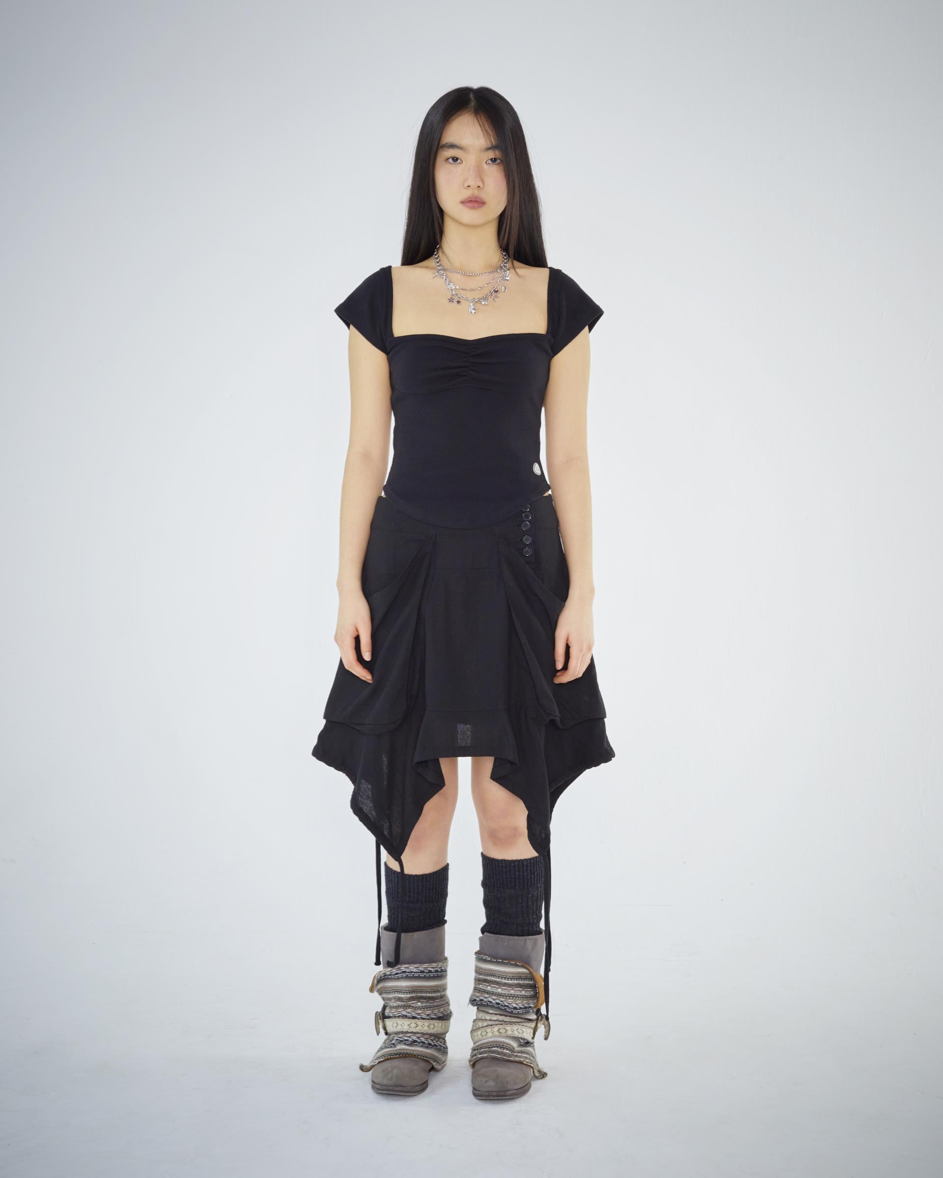 [ Pre-order ] Coyseio Punching Shirring Top