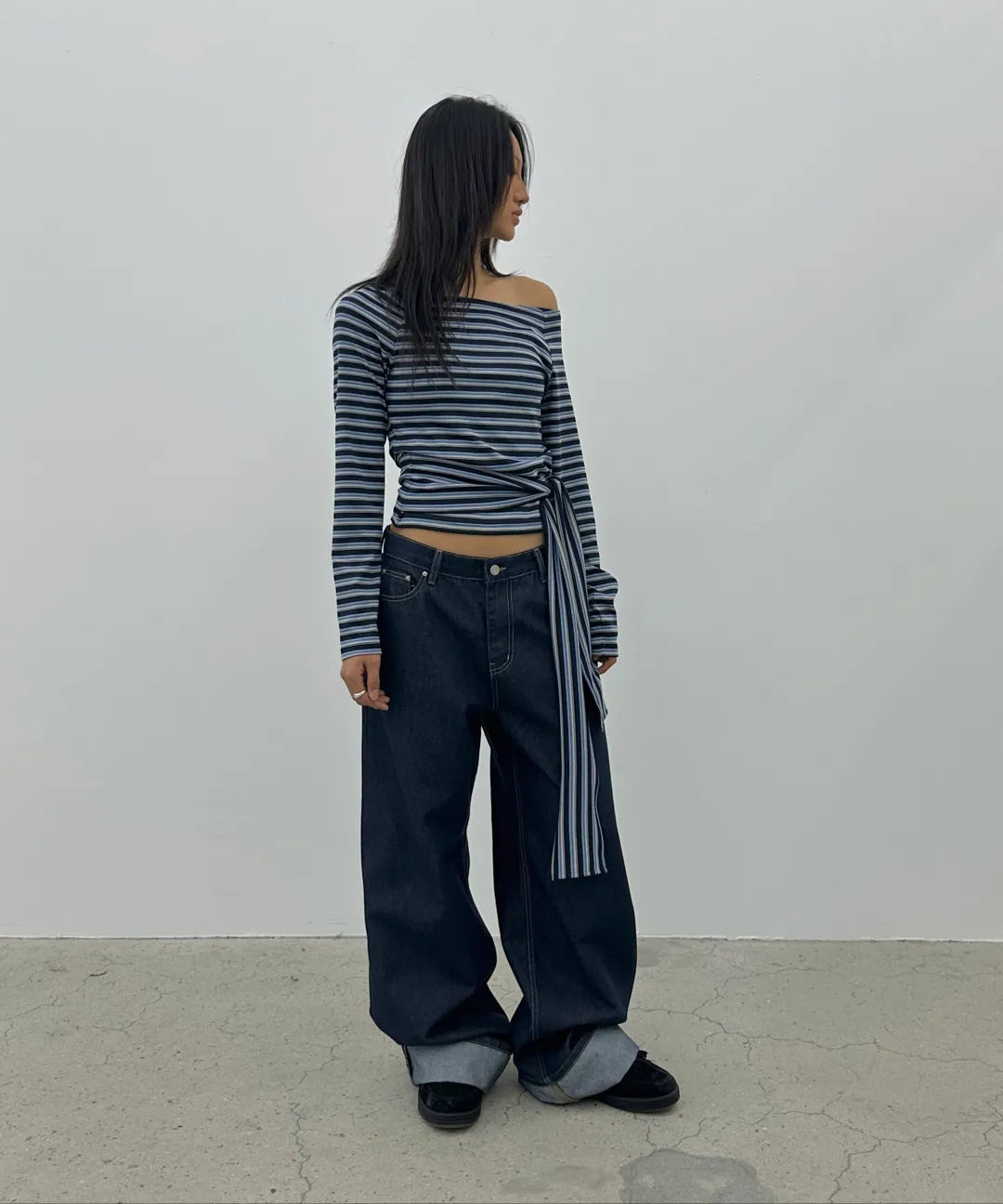 [ Pre-order ] Stripe Strap T-Shirt