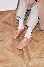 [ Pre-order ] Khiho Plie Back Ribbon Sneakers