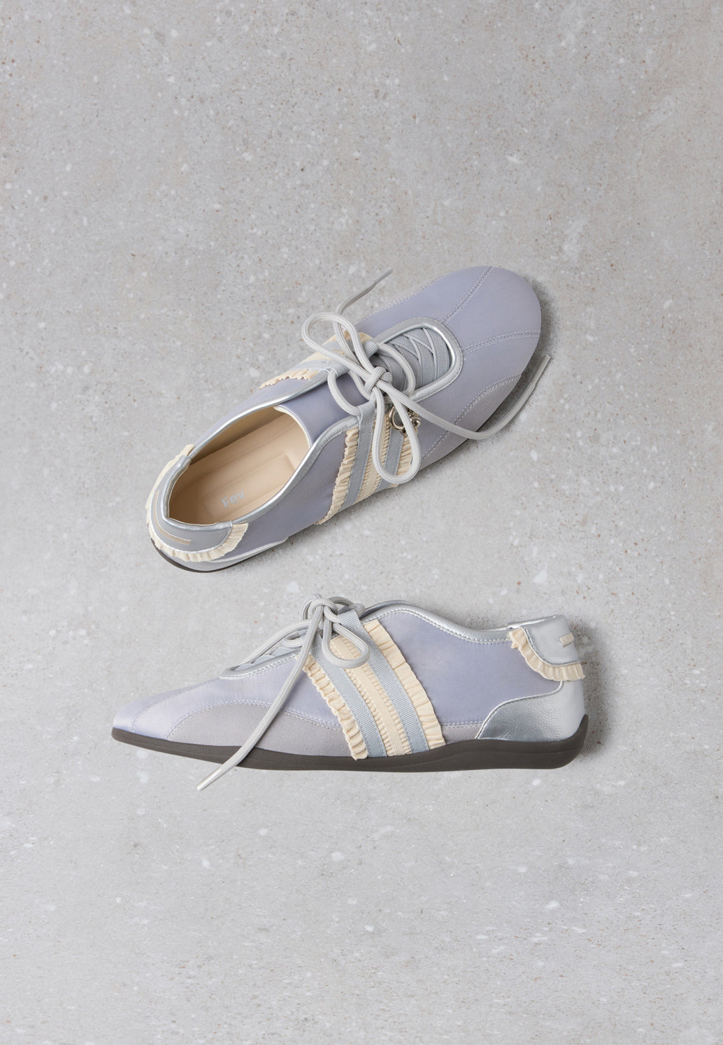 [ Pre-order ] Fev Feil Run Sneakers