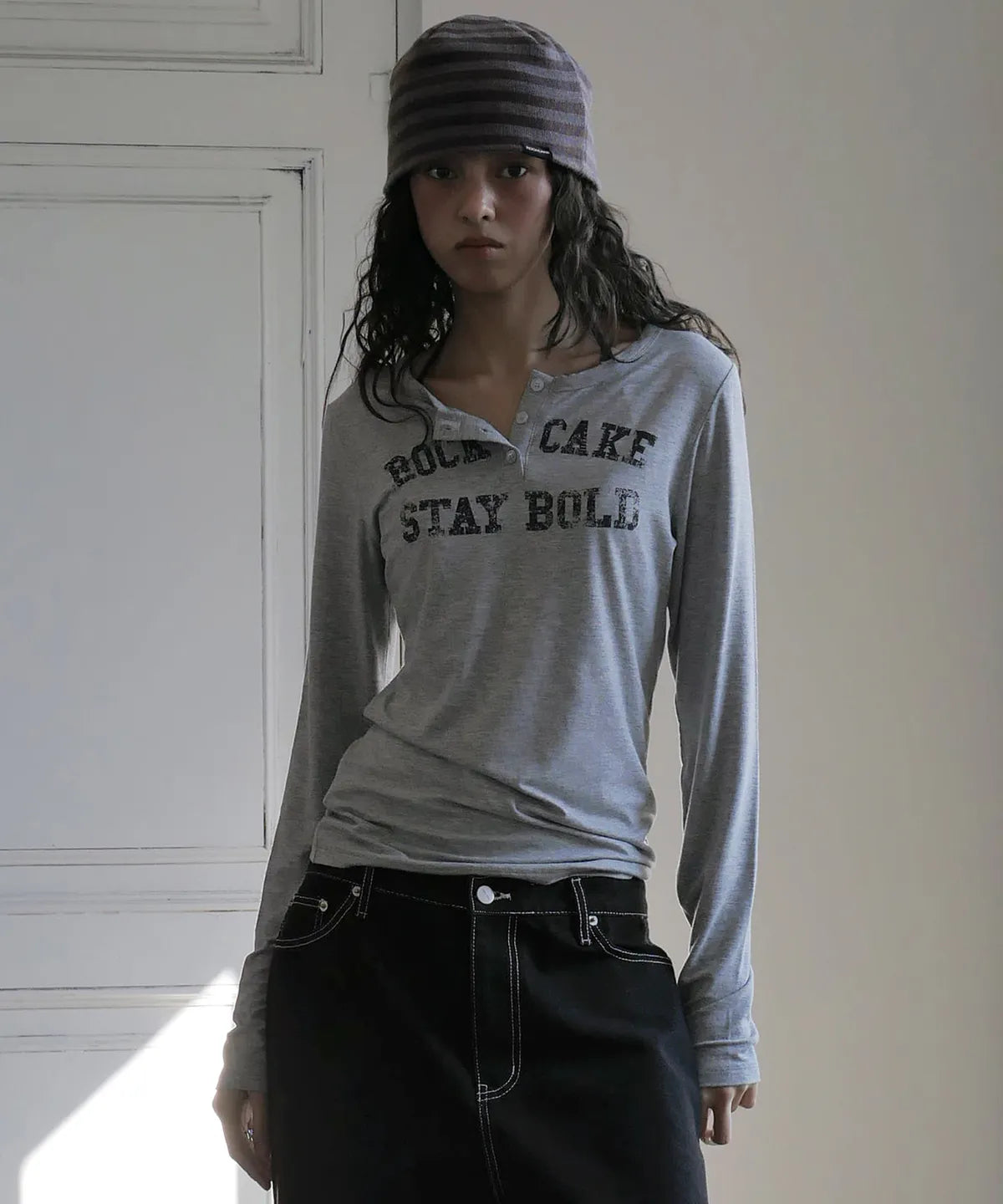 [ Pre-order ] Rockcake Classic Henly Neck Top