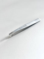 [ 來港中 ] Tweezerman🩶銀色迷你不鏽鋼斜型眉鉗 ( 男女適用 )