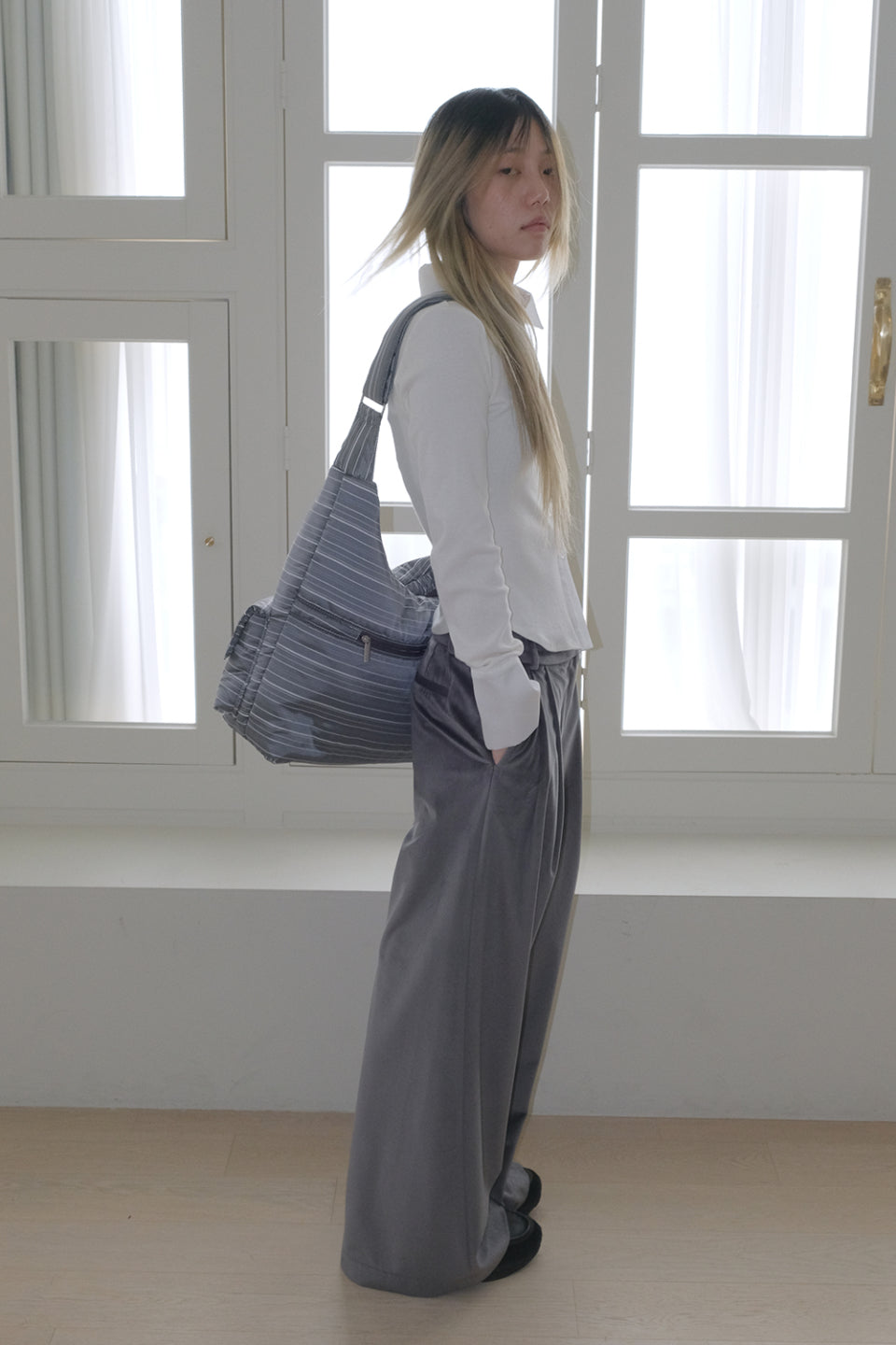 [ Pre-order ] Stripe Pocket Cross Bag