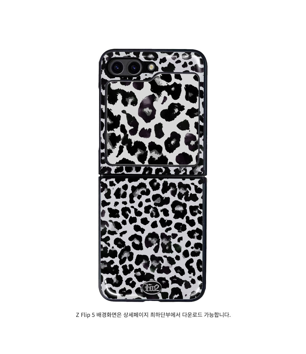 [ Pre-order ] Leopard Phone Case