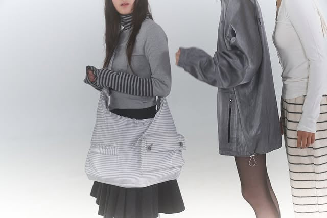 [ Pre-order ] Stripe Pocket Cross Bag