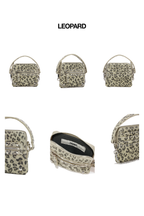 [ Pre-order ] Deinet Stud Cross Chain Wallet