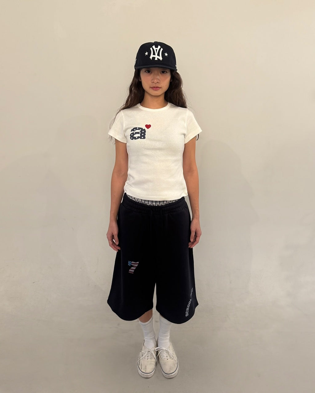 [ Pre-order ] AEAE Dot Small Letter Tee