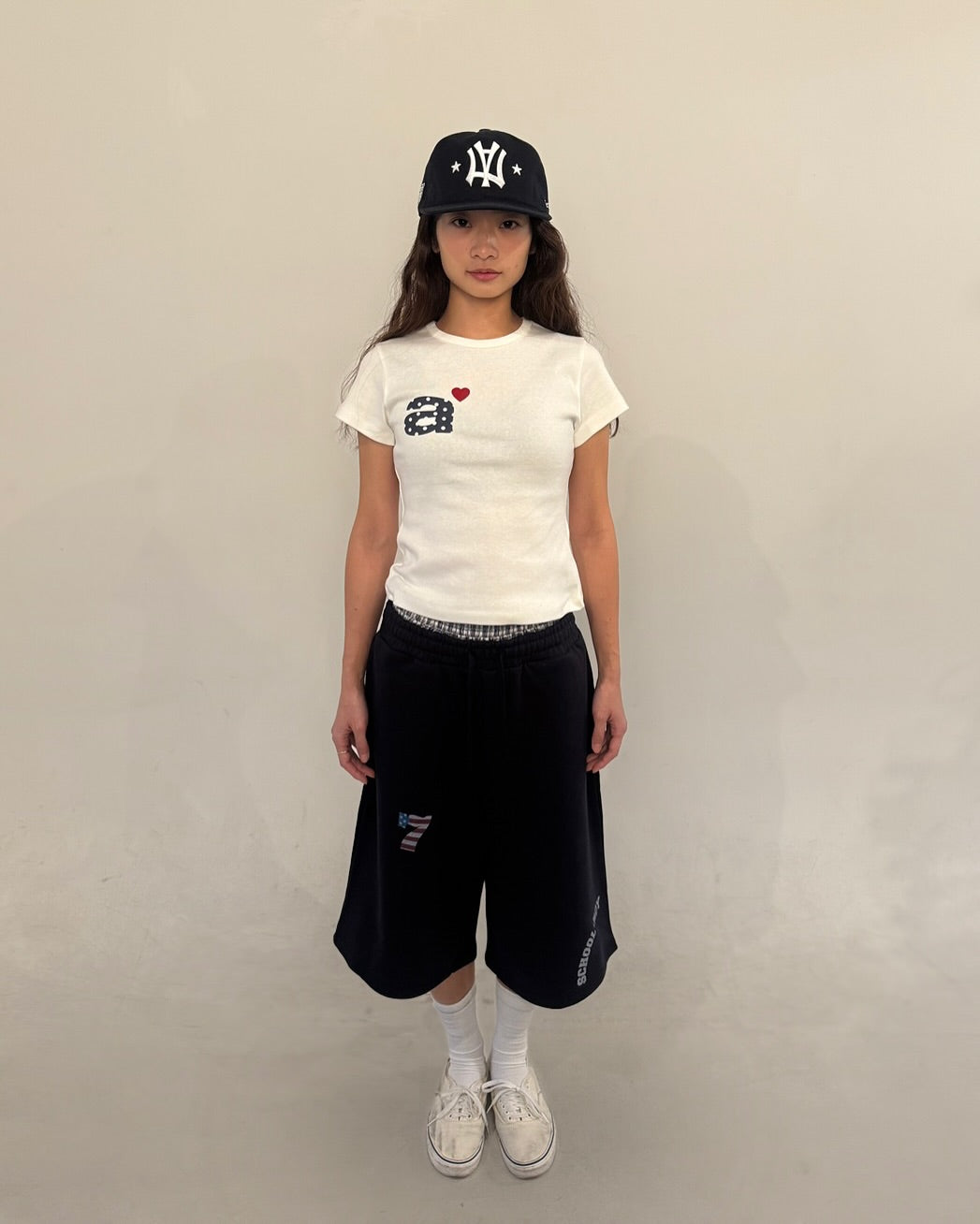 [ Pre-order ] AEAE Dot Small Letter Tee