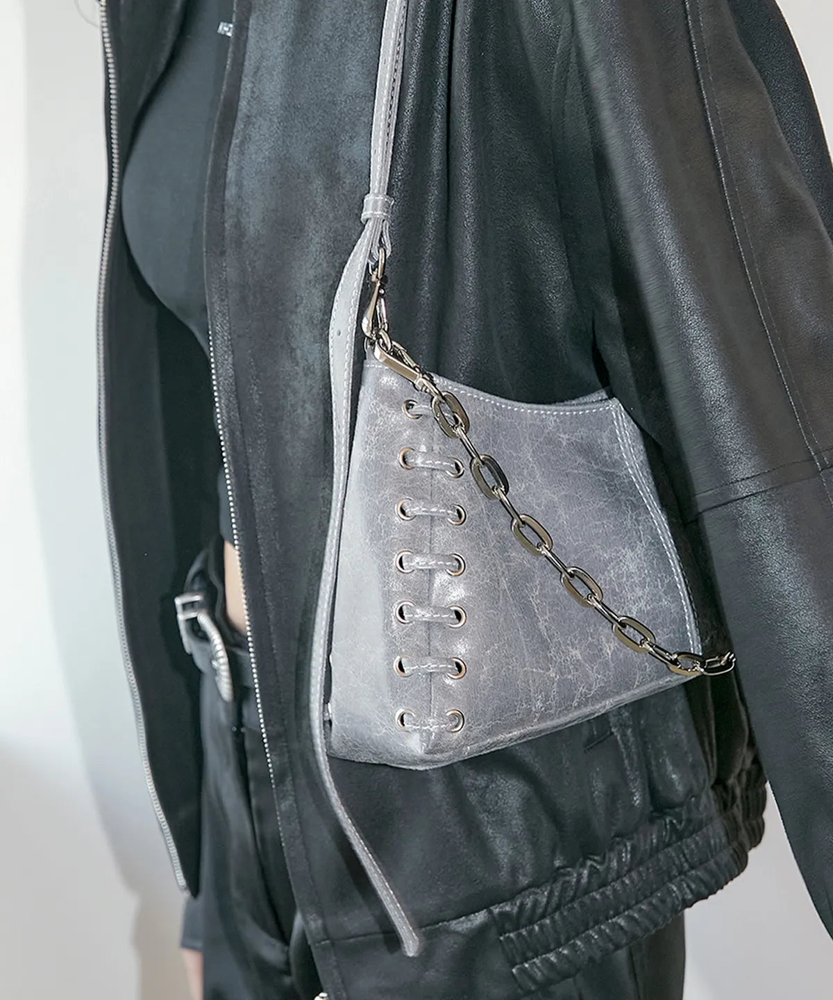 [ Pre-order ] KHIHO Eyelet-Detail Bag