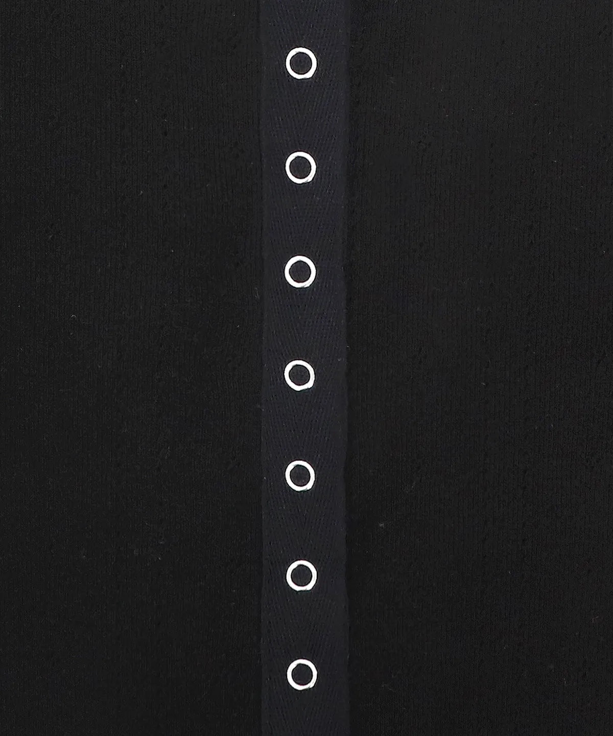 [ Pre-order ] Rockcake Punching Button Top