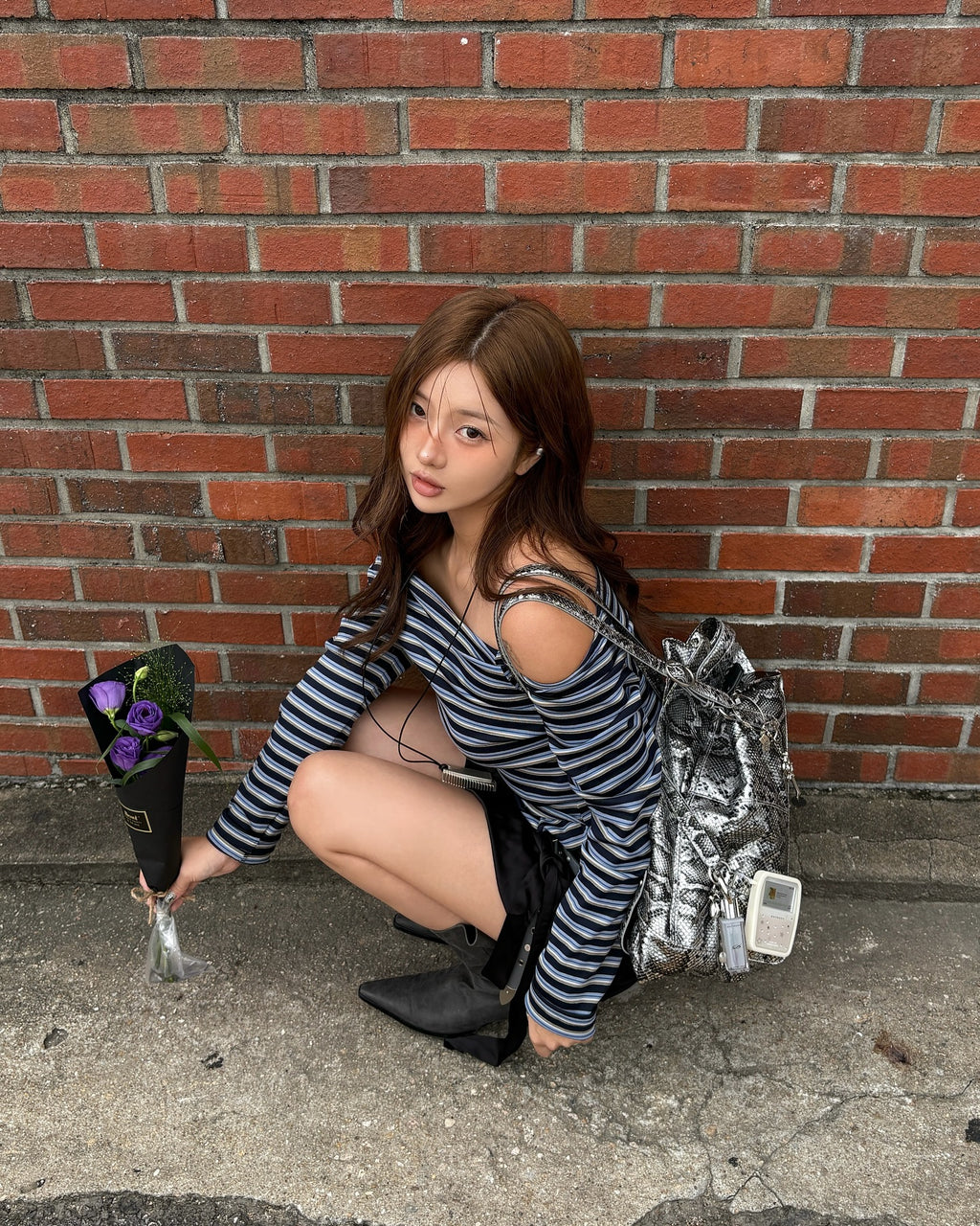 [ Pre-order ] Stripe Strap T-Shirt