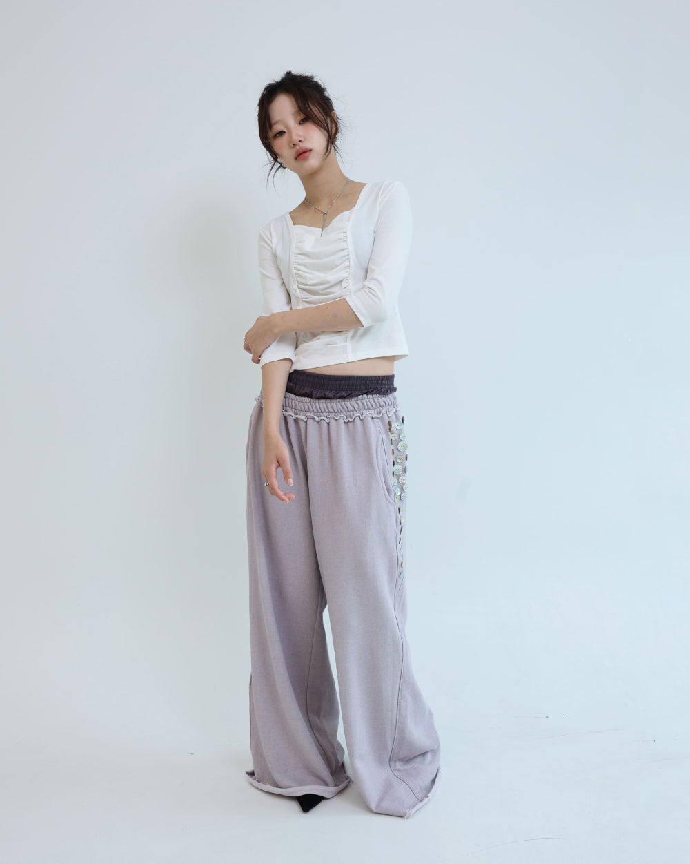 [ Pre-order ] Button Underwear Sweatpants