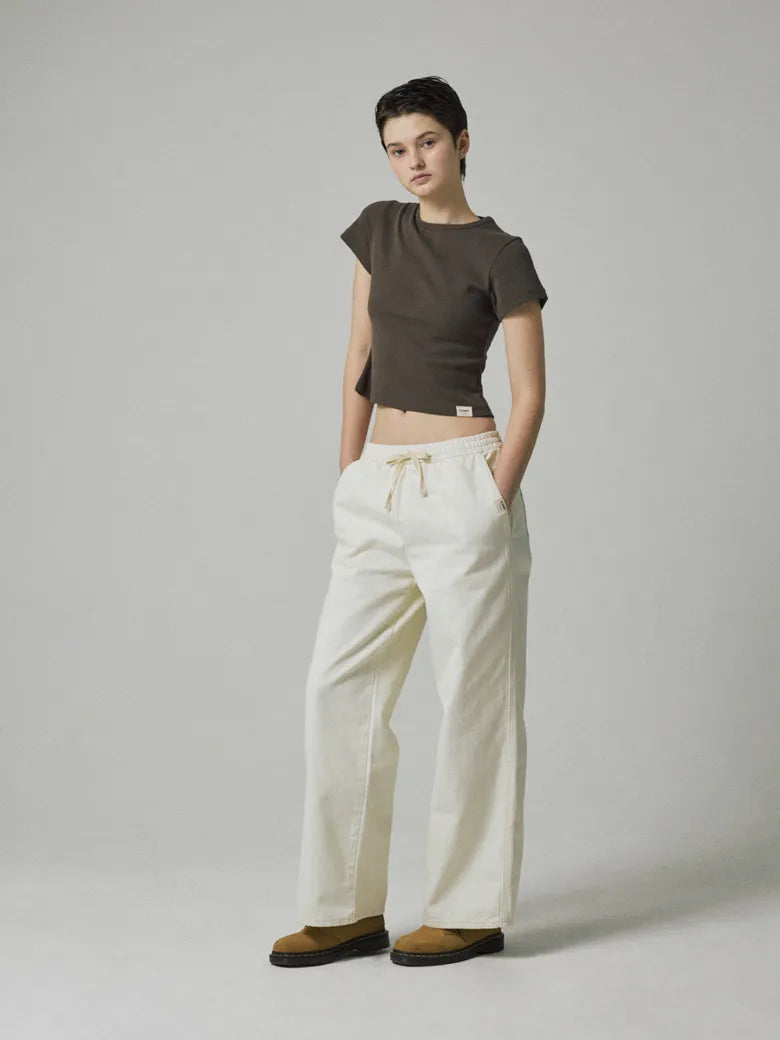 [ Pre-order ] 1+1 Glowny G Baby tee