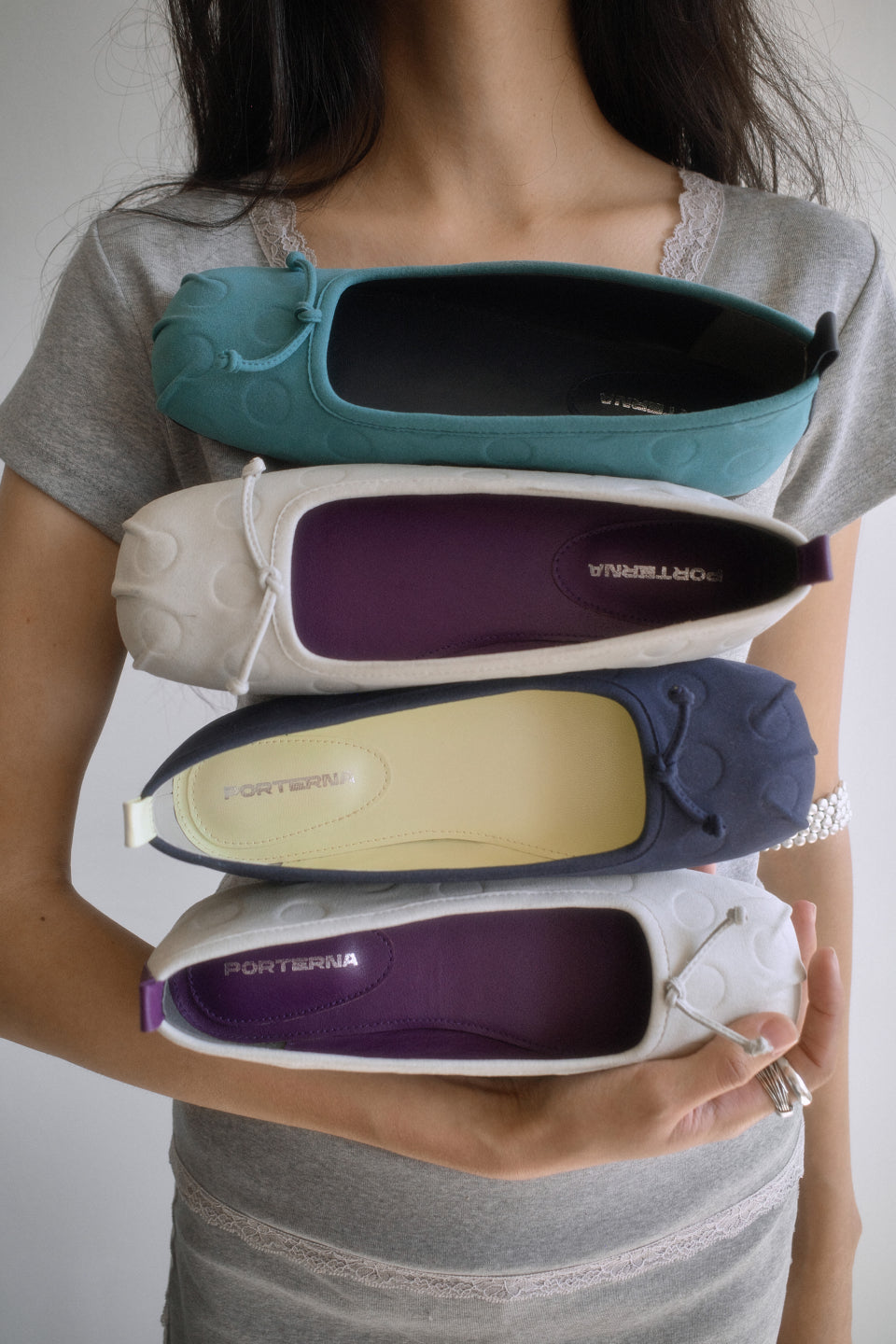 [ Pre-order ] Dot Square Flats