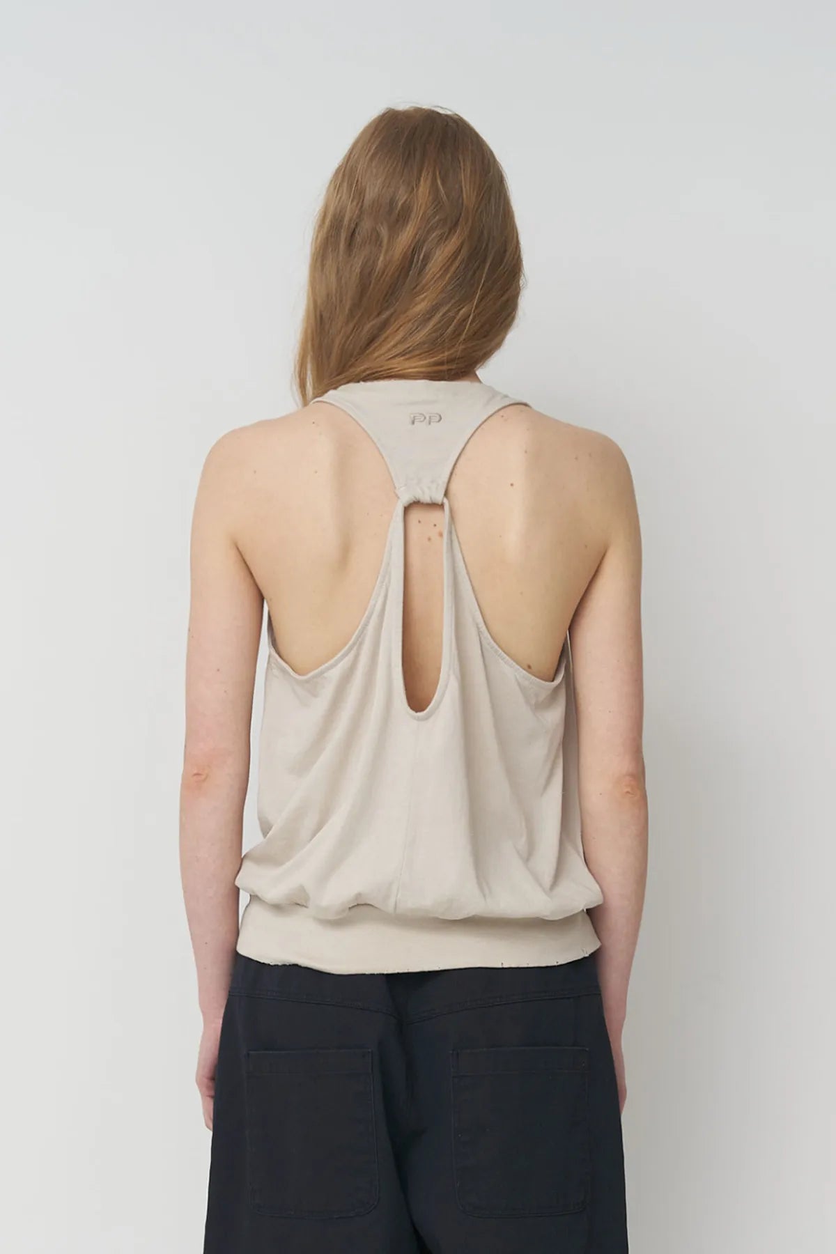 [ Pre-order ] Back Hole Sleeveless