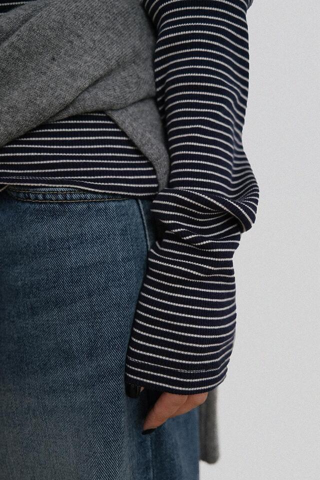 [ Pre-order ] Button ST T-shirt