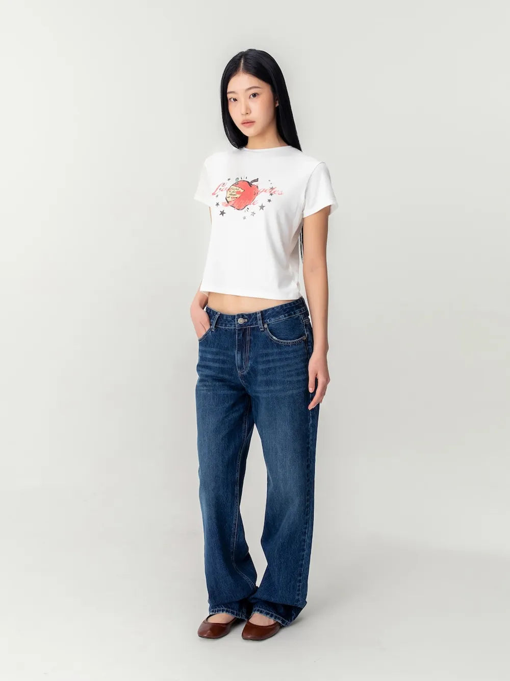 [ Pre-order ] Apple Graphic Tee