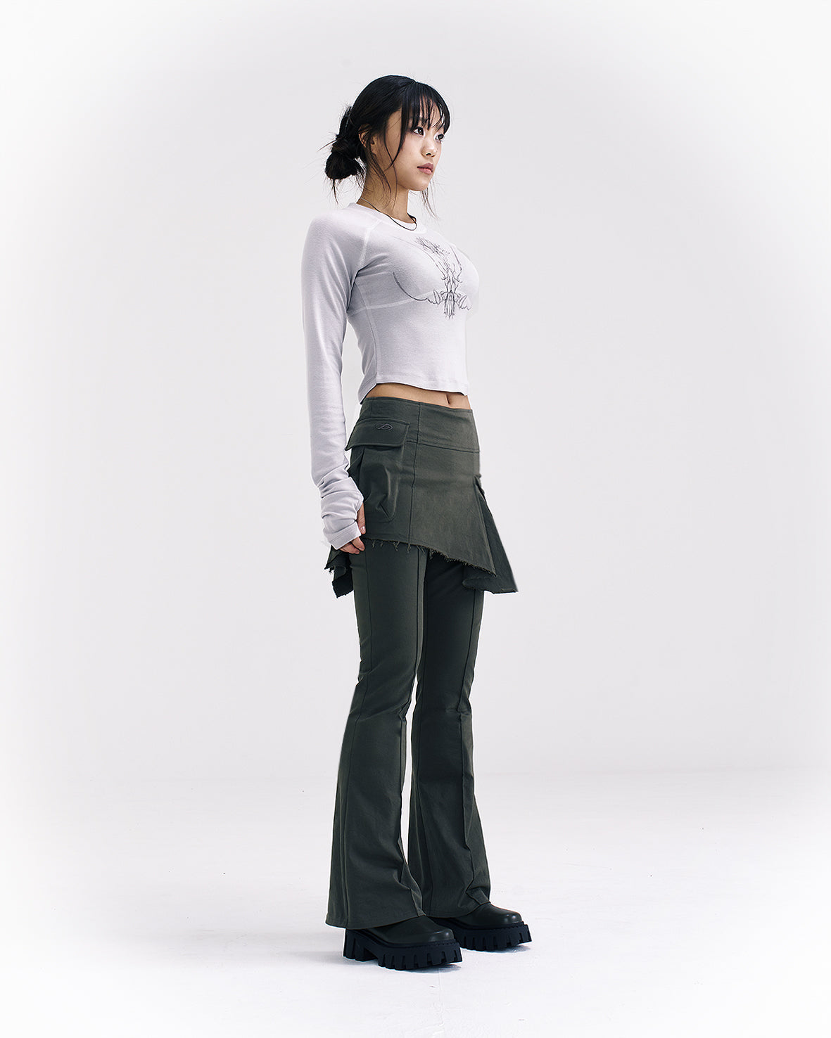 [ Pre-order ] Lotus crew neck top - Gray