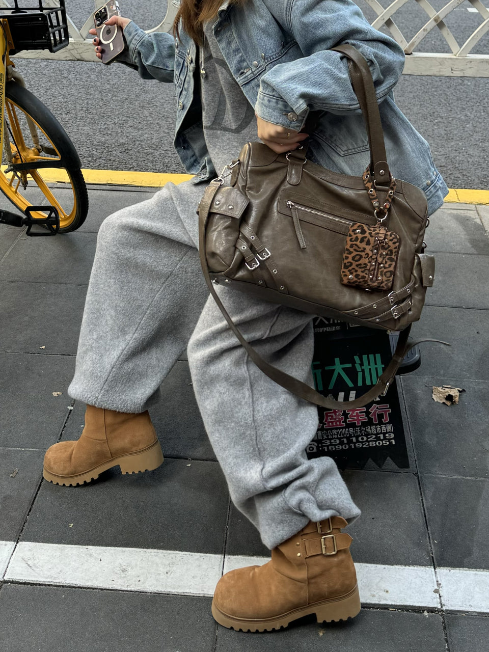 [ Pre-order ] Stud Pocket Big Bag