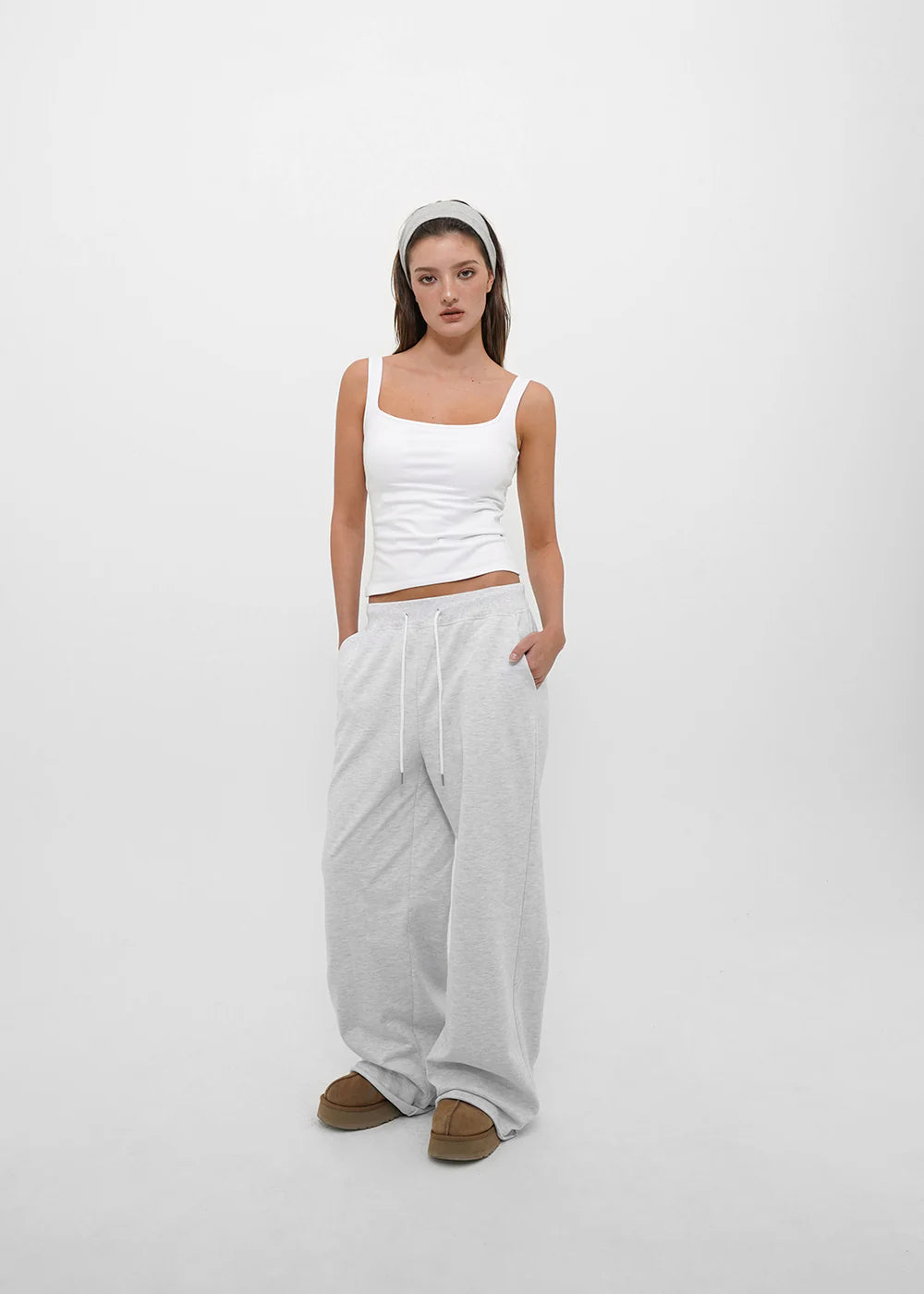 [ Pre-order ] B-Basic Mid-Sweat Cut-Out Wide Pants