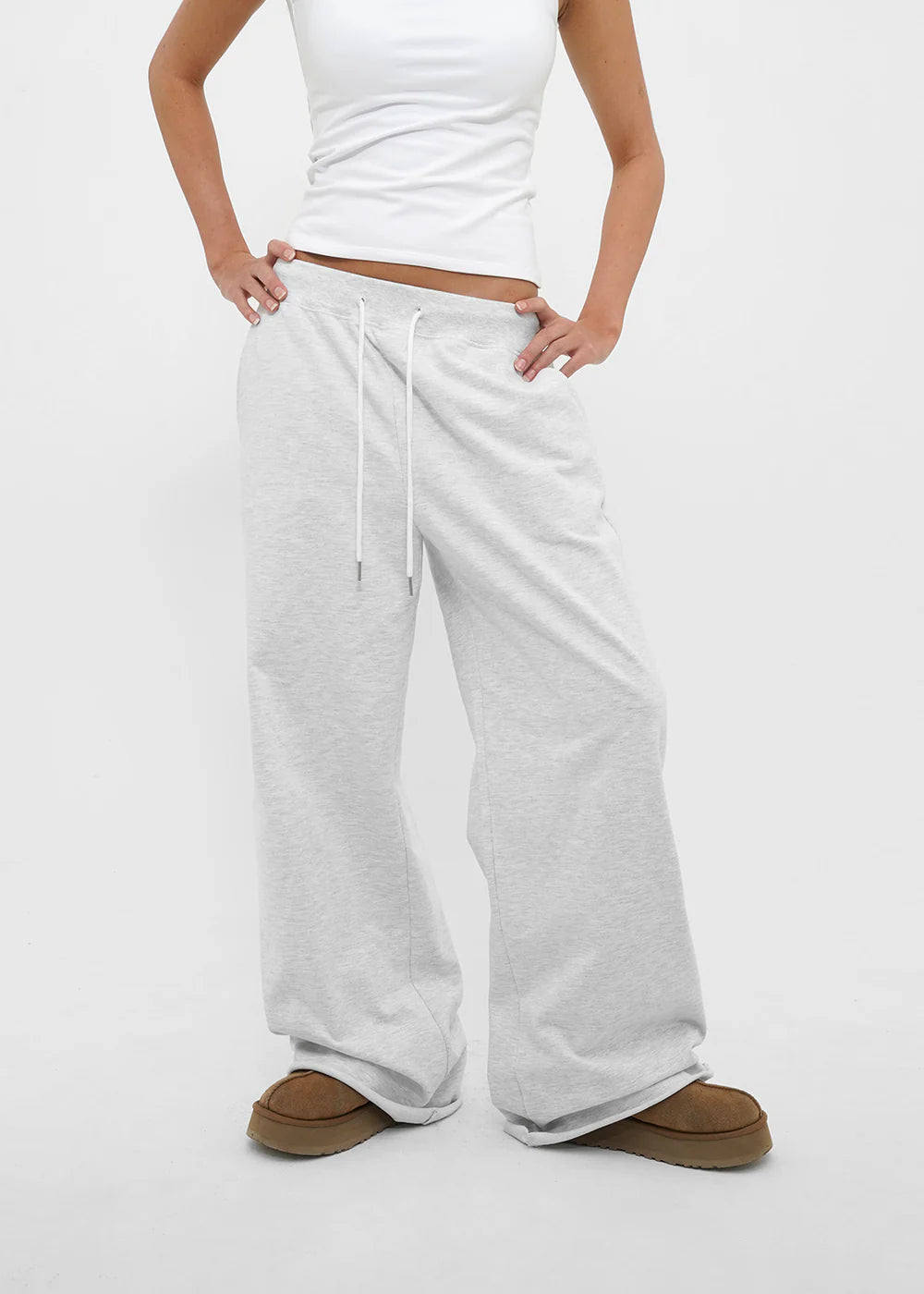 [ Pre-order ] B-Basic Mid-Sweat Cut-Out Wide Pants