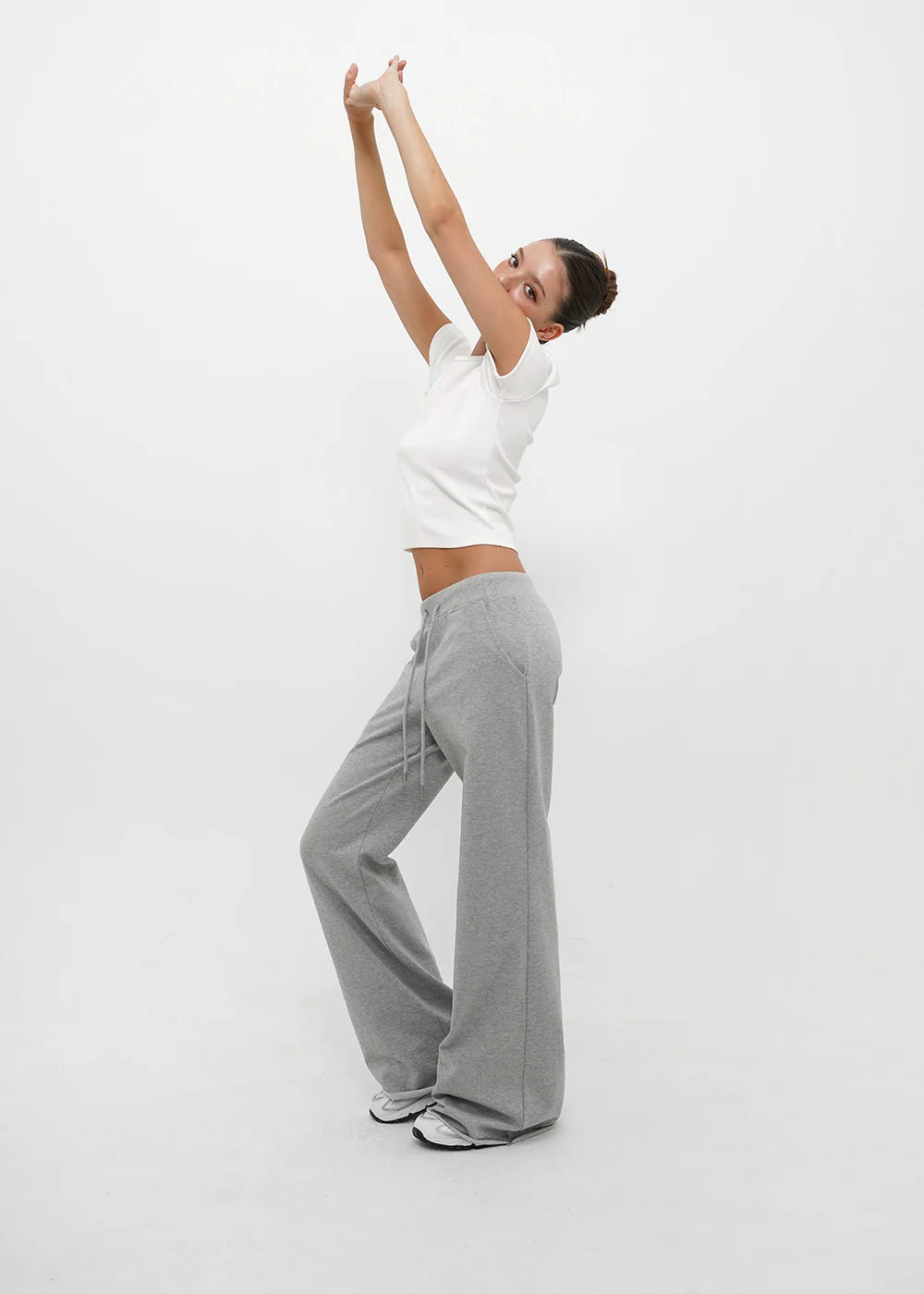 [ Pre-order ] B-Basic Mid-Sweat Cutting Bootcut Pants