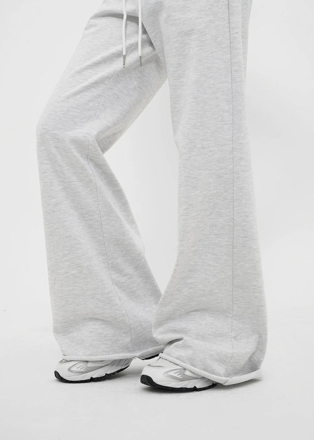 [ Pre-order ] B-Basic Mid-Sweat Cutting Bootcut Pants