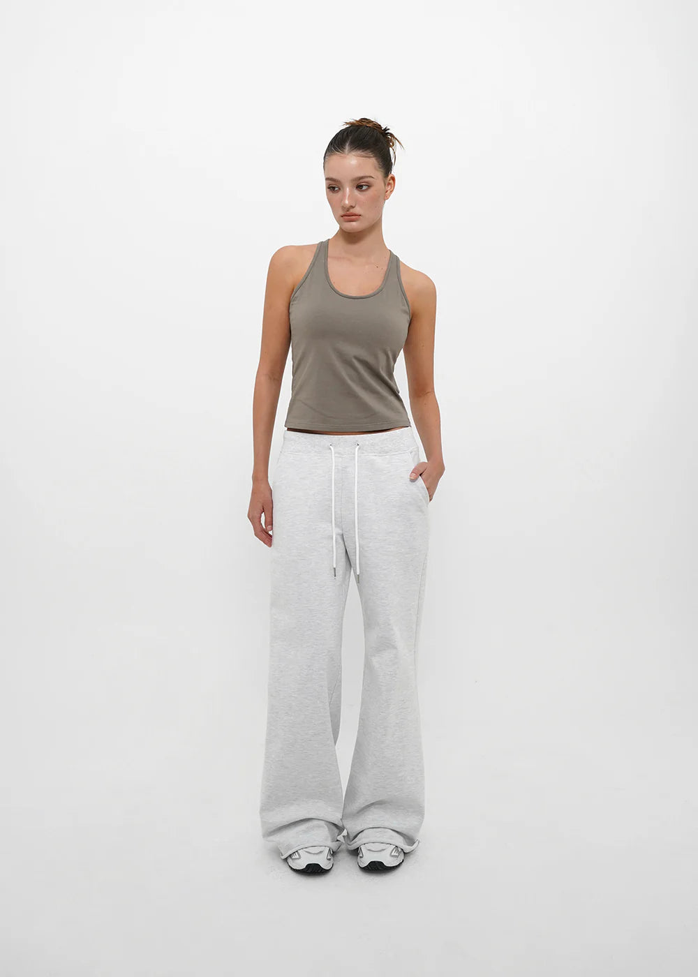 [ Pre-order ] B-Basic Mid-Sweat Cutting Bootcut Pants