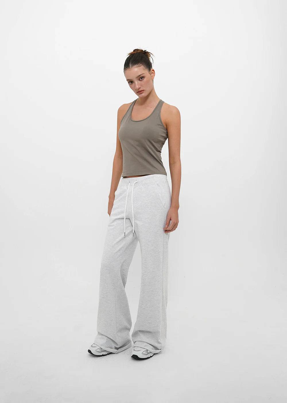 [ Pre-order ] B-Basic Mid-Sweat Cutting Bootcut Pants