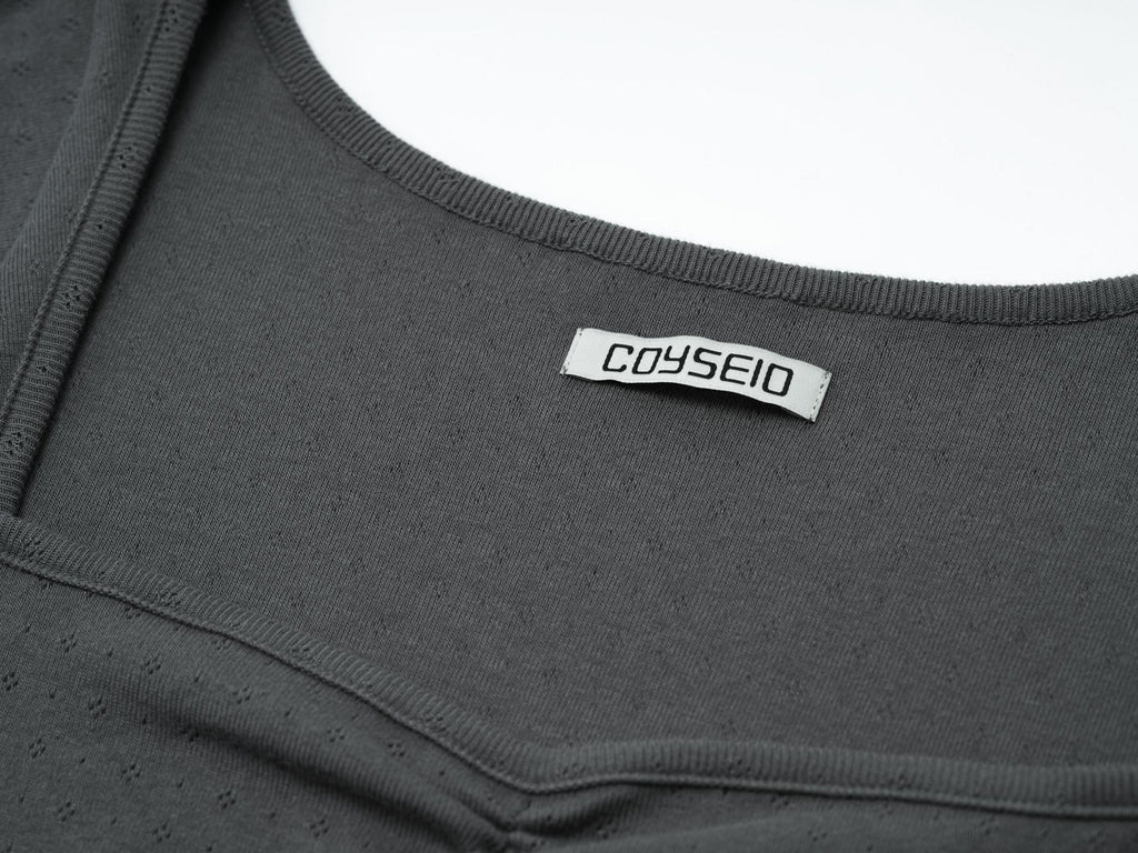 [ Pre-order ] Coyseio Punching Shirring Top