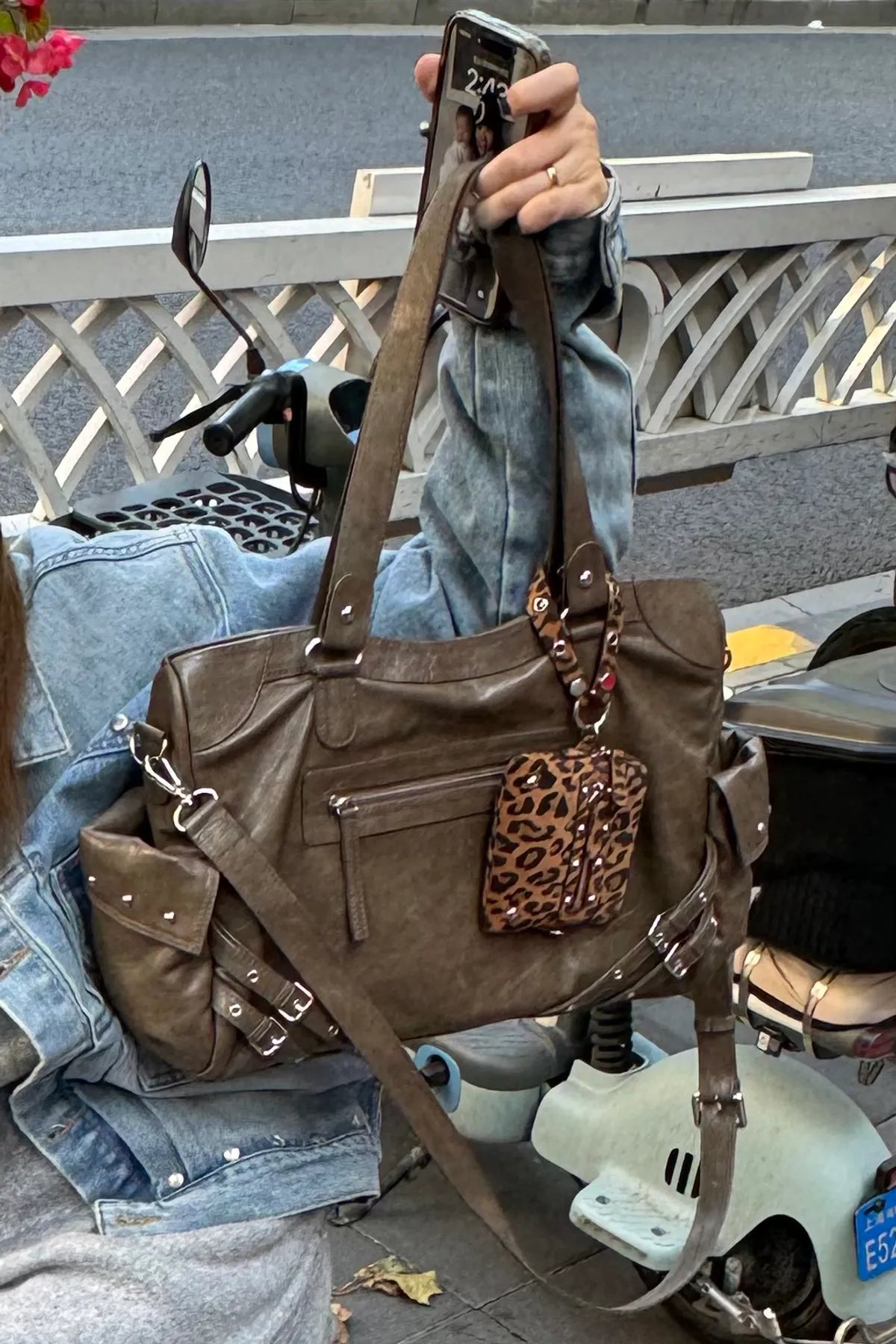 [ Pre-order ] Stud Pocket Big Bag
