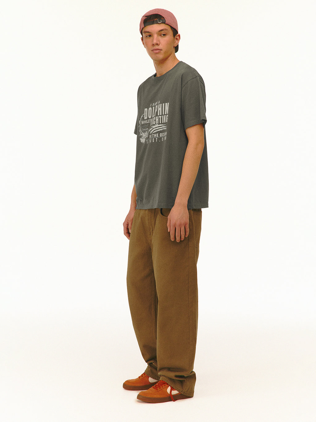 [ Pre-order ] Dolphin Friends Tee