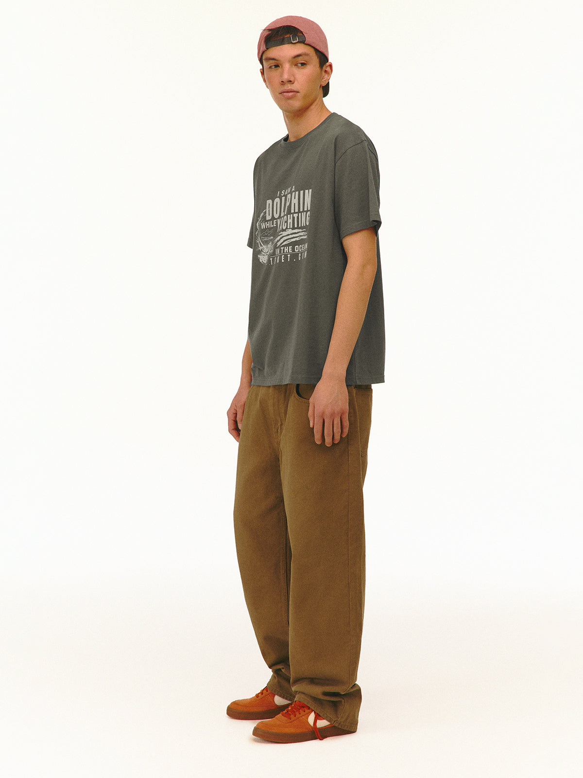 [ Pre-order ] Dolphin Friends Tee