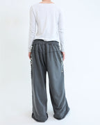 [ Pre-order ] Button Underwear Sweatpants