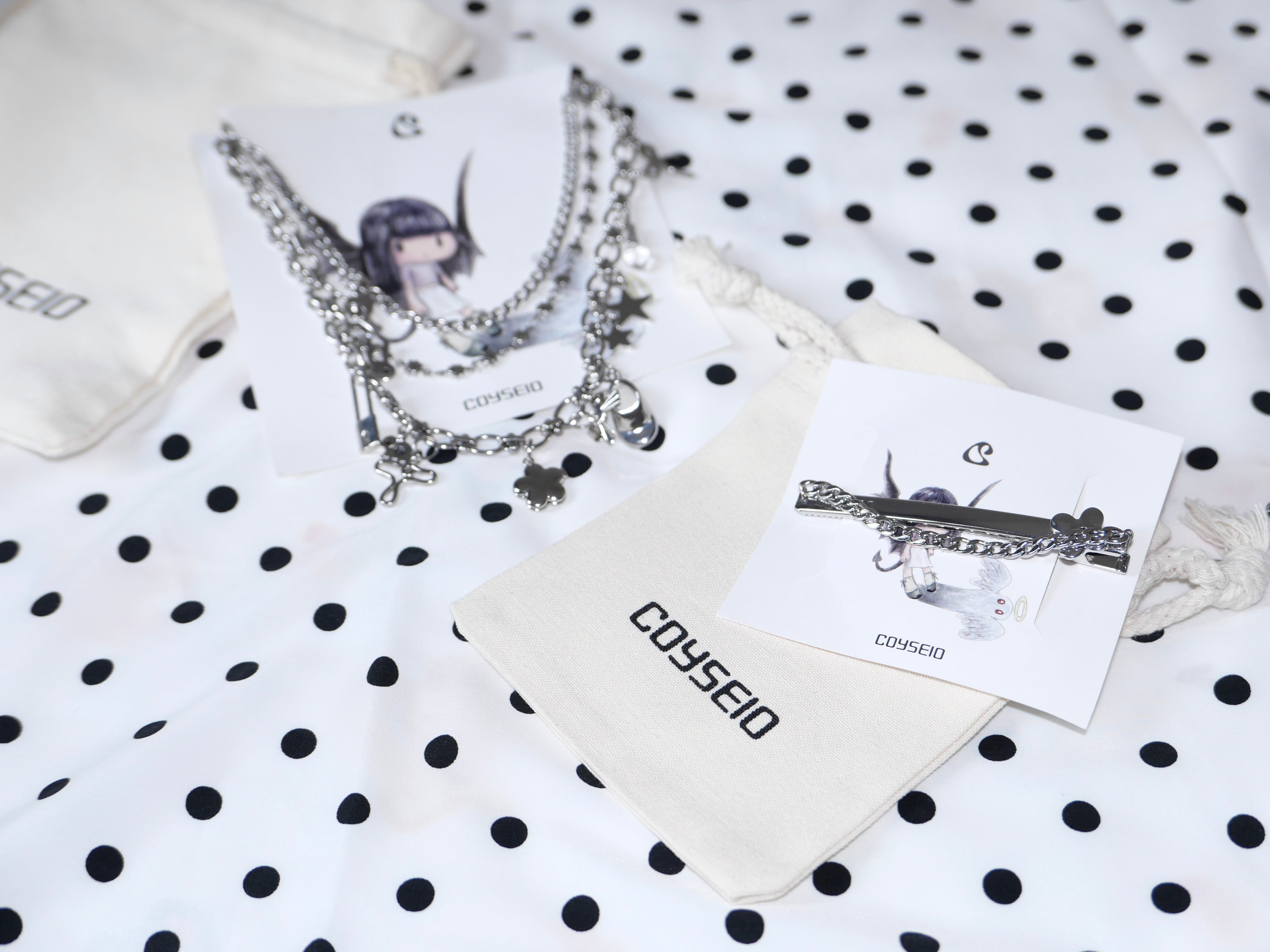 [ Pre-order ] Coyseio Flower Chain Pin Chrome