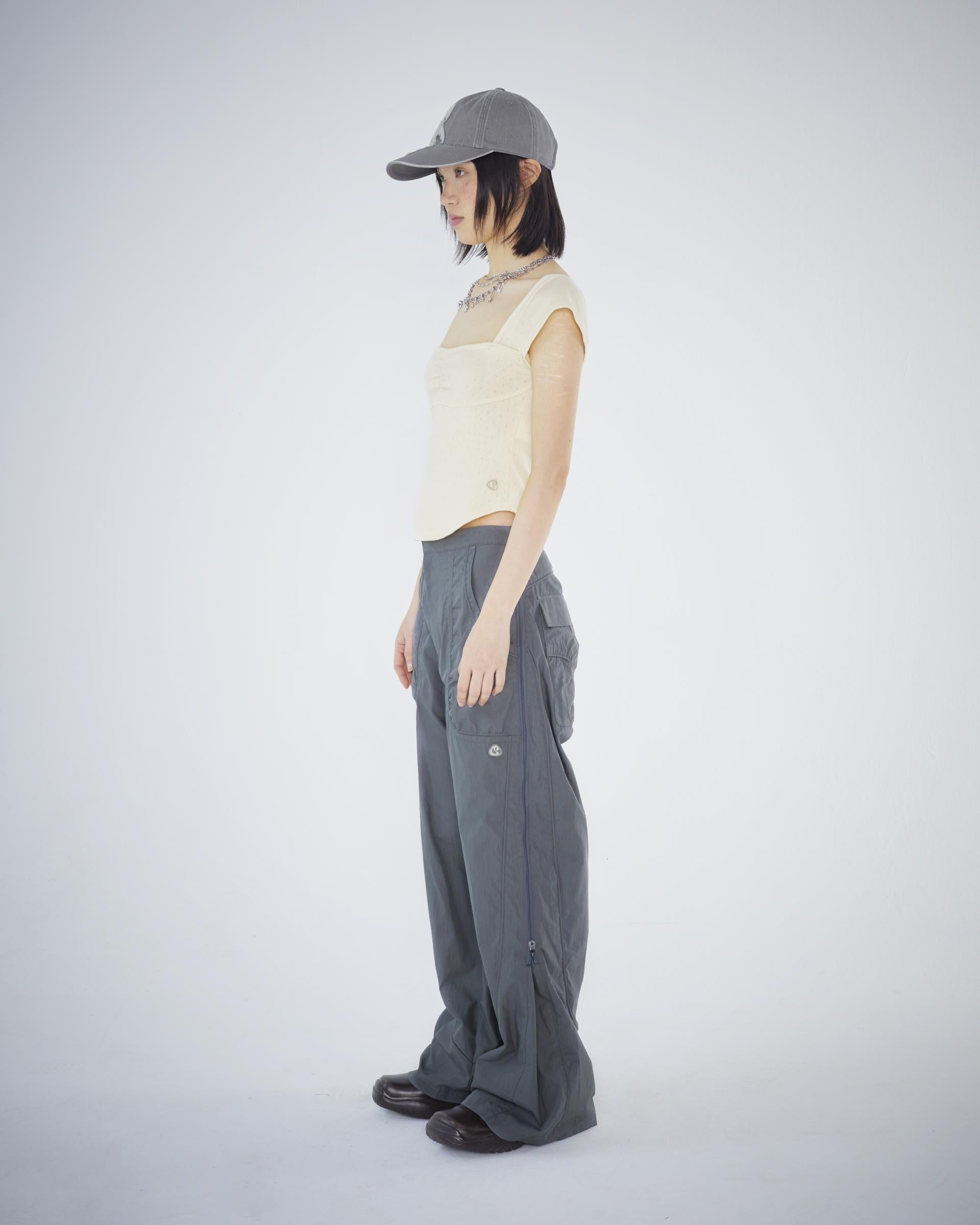 [ Pre-order ] Coyseio Punching Shirring Top