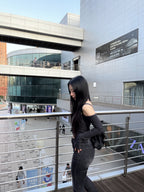 [ Pre-order ] Threetimes One-shoulder button tee