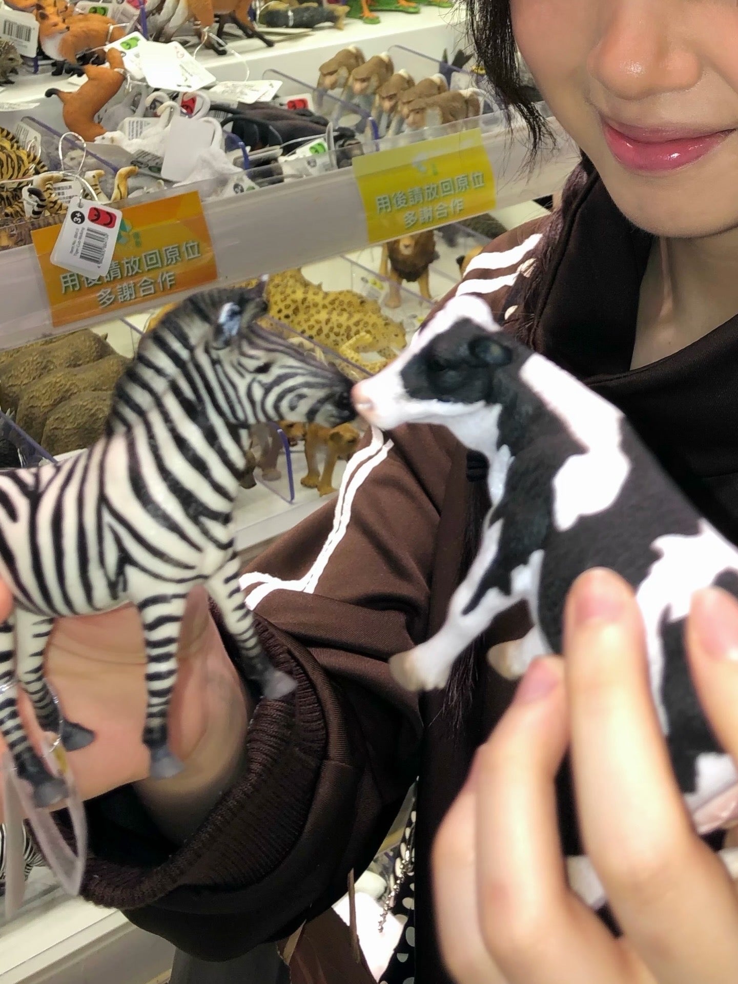 [ 現貨 ] iphone 7 plus 128gb ( 送新mon貼+透明case+貼紙 )