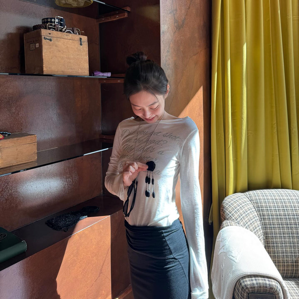 [ Jennie同款 ] Lettering Sheer Long sleeve