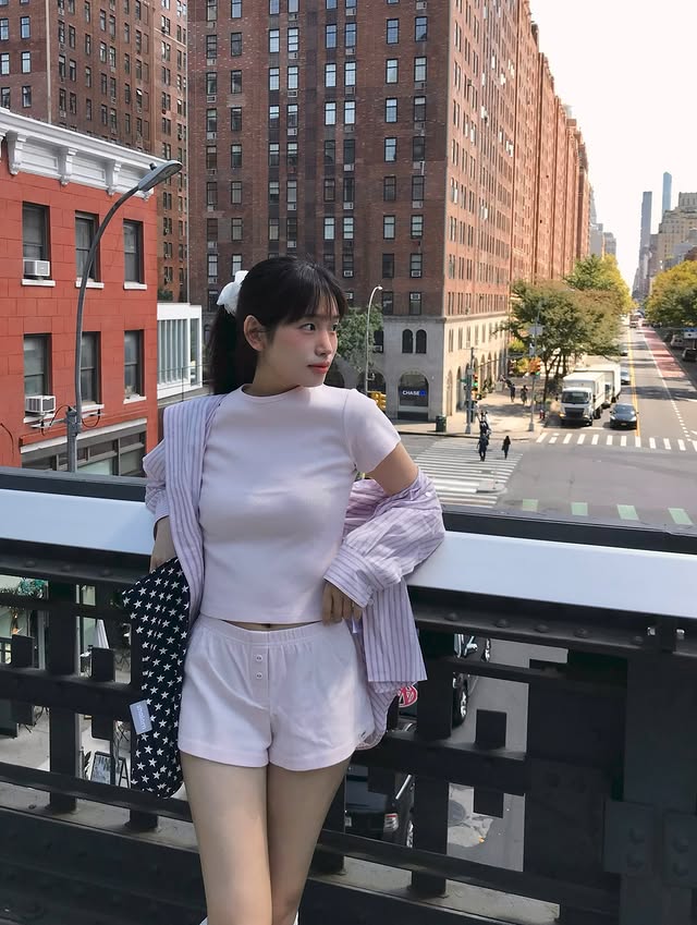 [ 店主推薦 Pre-order ] Glowny Gelato G Baby Tee ( 短版 )