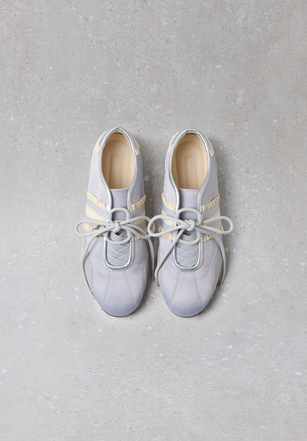 [ Pre-order ] Fev Feil Run Sneakers