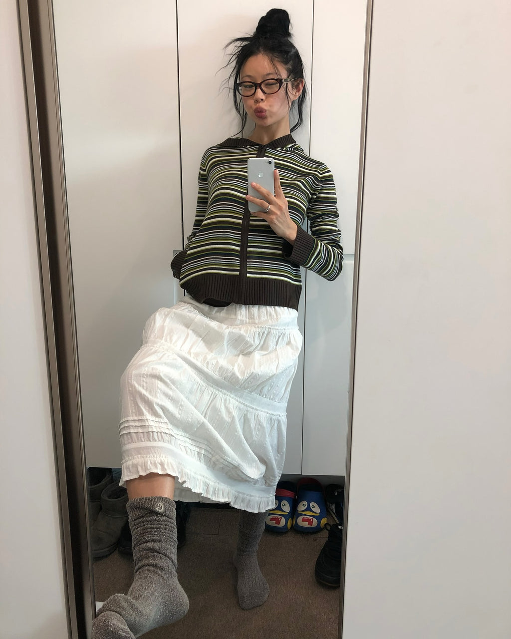[ Pre-order ] Soft Knit Zip-up Stripe