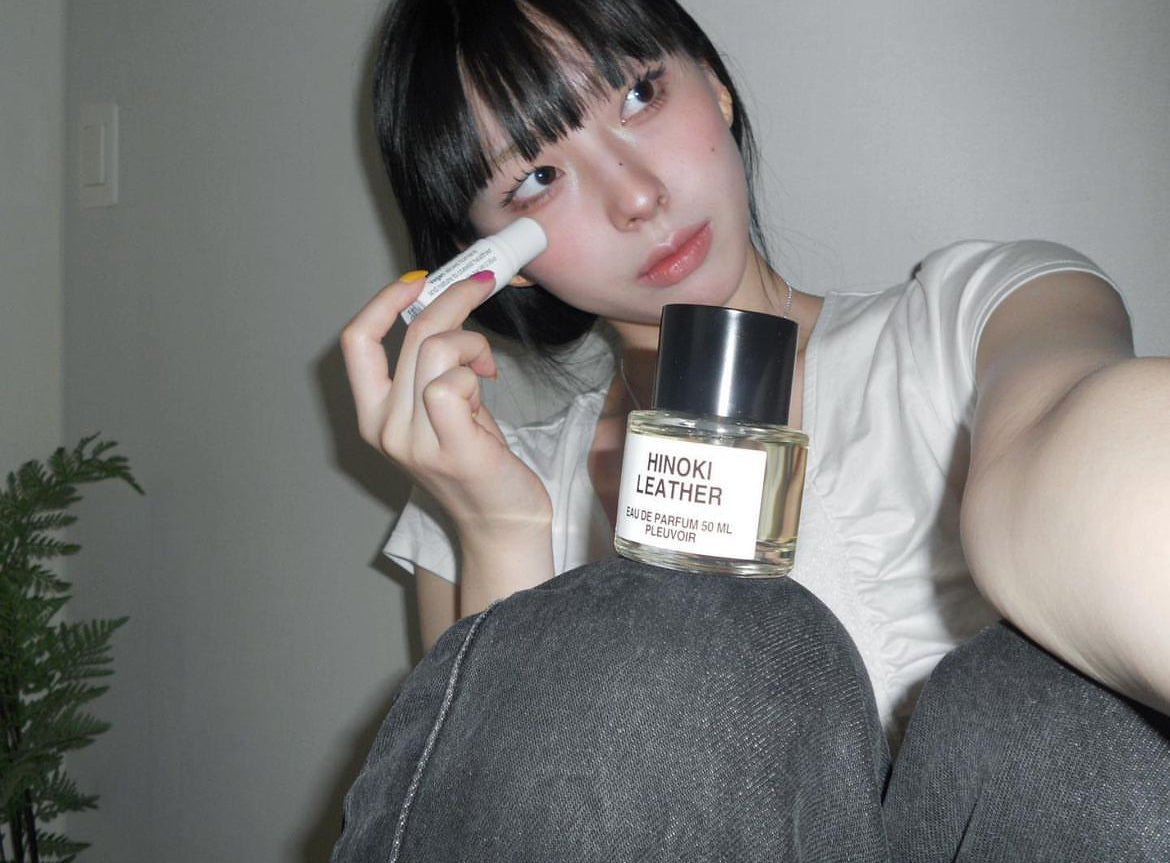 [ V同款 - 現貨 ] Pleuvoir 🤍 超大容量潤唇膏( 潤唇/搽身體乾燥位置都可 ) Moisture Multi Balm 10g
