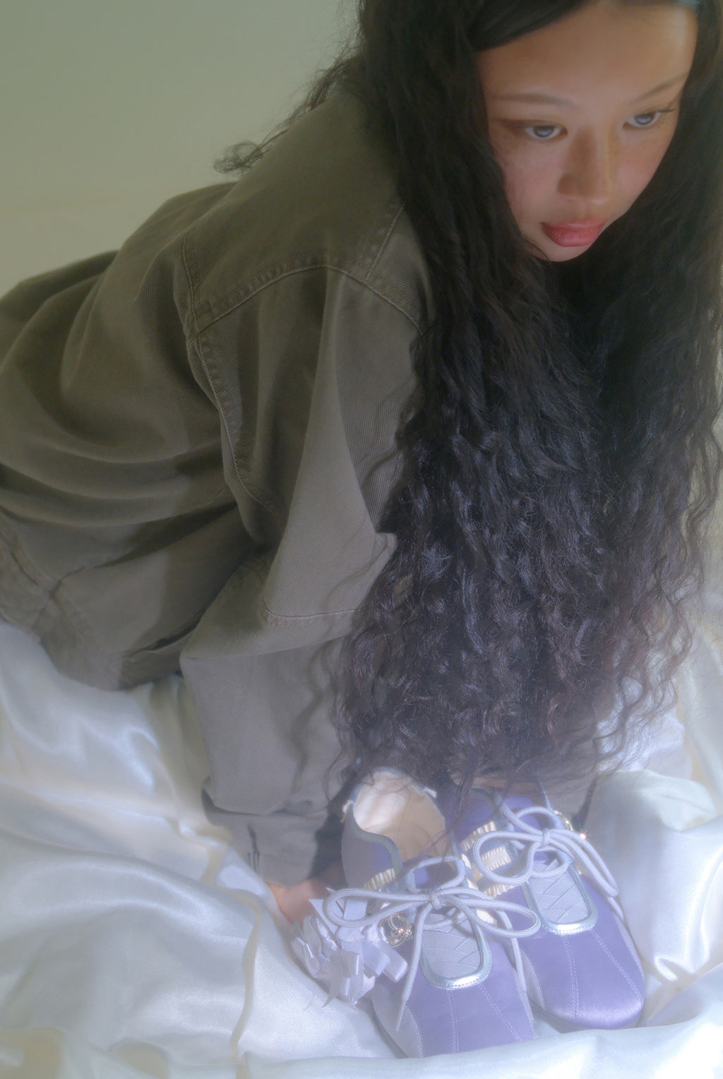 [ Pre-order ] Fev Feil Run Sneakers