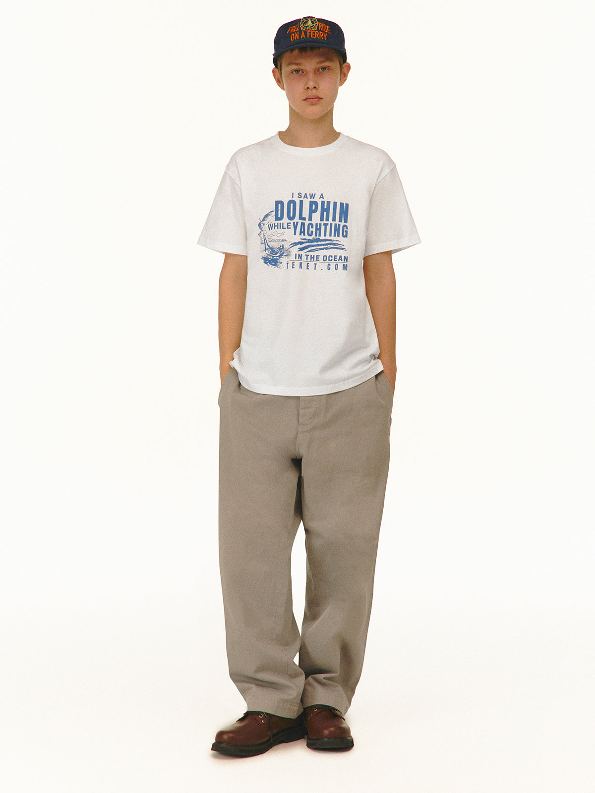 [ Pre-order ] Dolphin Friends Tee