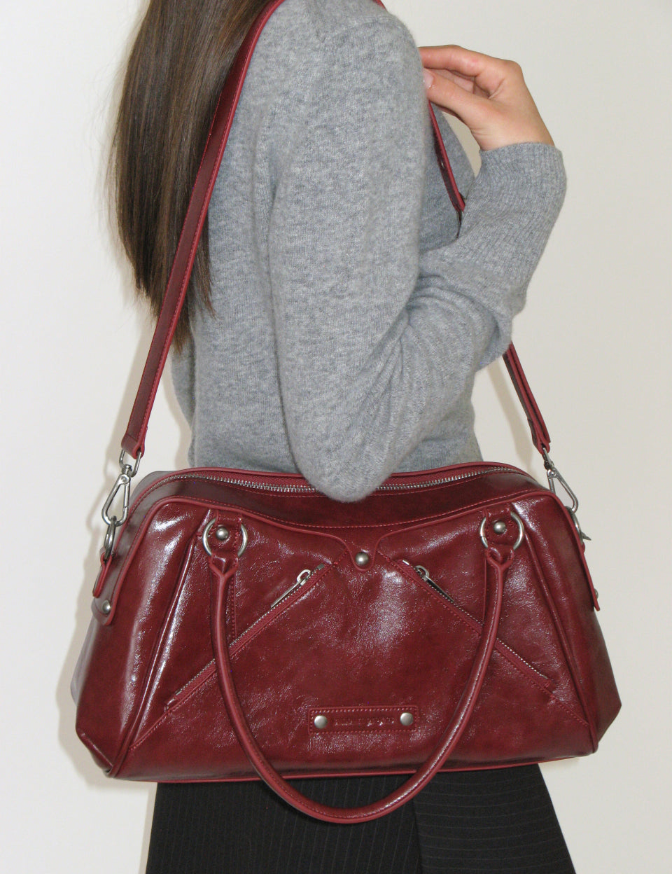 [ Pre-order ] Faux Leather M.O.S Bag