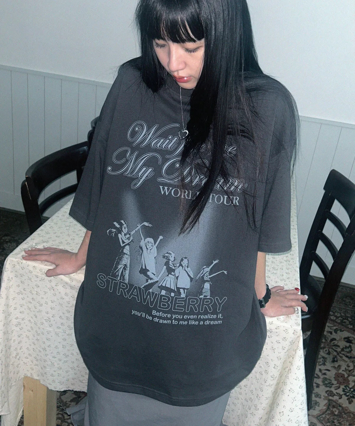 [ Pre-order ] World Tour Overfit T-shirt