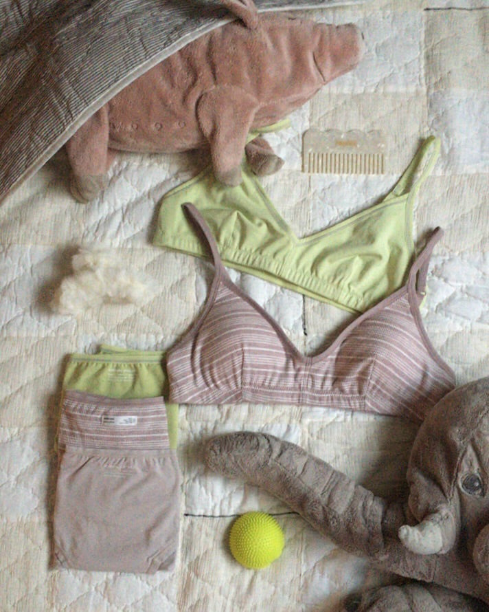 [ Pre-order ] 間條內衣套裝👙 Pattern Oh! Bra Panty SET ( 內附胸墊 )